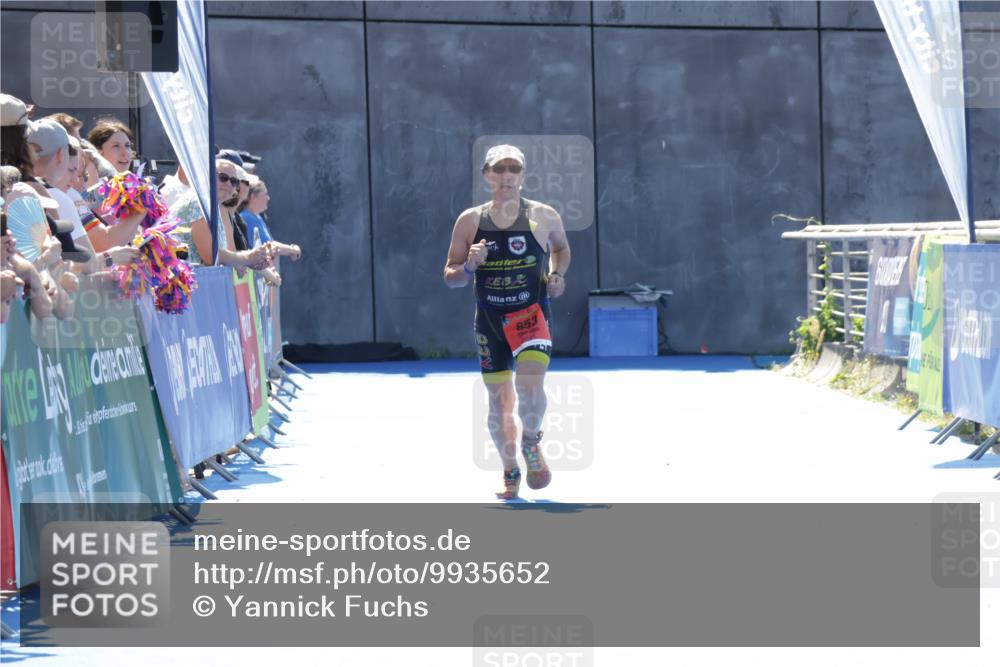 09.08.2026 - GEWOBA Citytriathlon Bremen Yannick Fuchs http://msf.ph/oto/9935652 09.08.2026 14:52:39 Ziel  meine-sportfotos.de