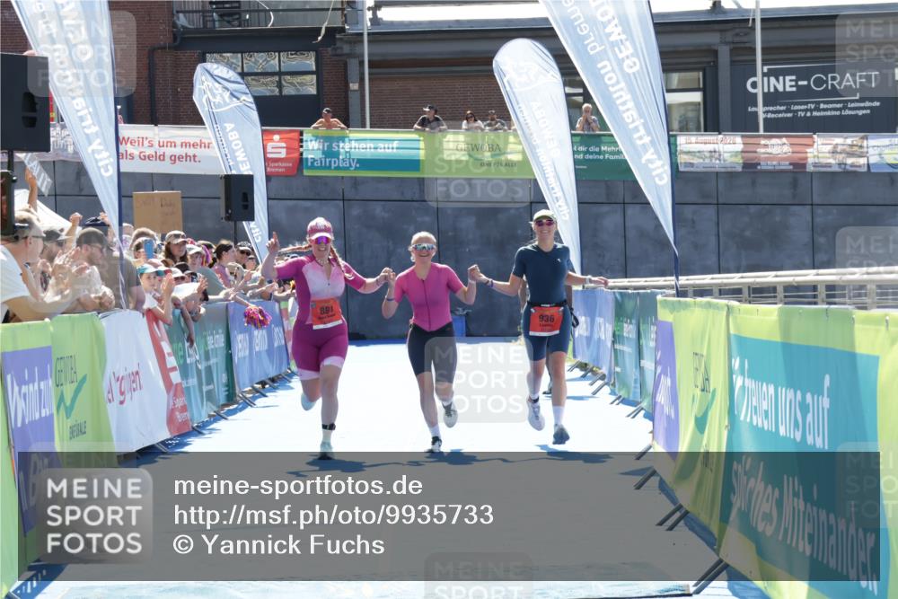 09.08.2026 - GEWOBA Citytriathlon Bremen Yannick Fuchs http://msf.ph/oto/9935733 09.08.2026 14:55:13 Ziel 885, 891, 936 meine-sportfotos.de