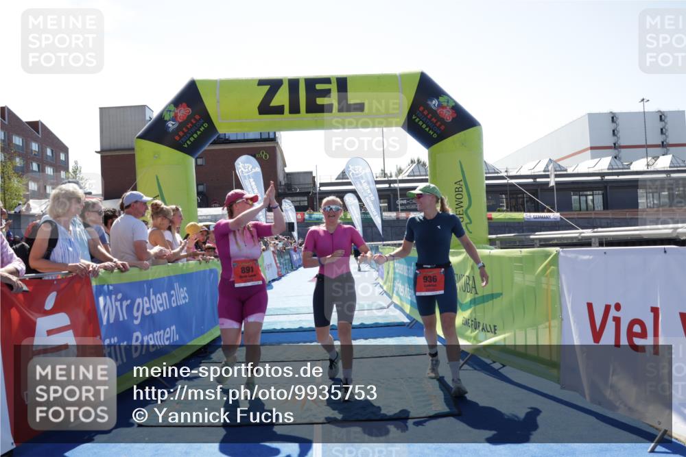 09.08.2026 - GEWOBA Citytriathlon Bremen Yannick Fuchs http://msf.ph/oto/9935753 09.08.2026 14:55:18 Ziel 885, 891, 936 meine-sportfotos.de