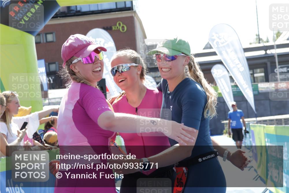 09.08.2026 - GEWOBA Citytriathlon Bremen Yannick Fuchs http://msf.ph/oto/9935771 09.08.2026 14:55:22 Ziel  meine-sportfotos.de