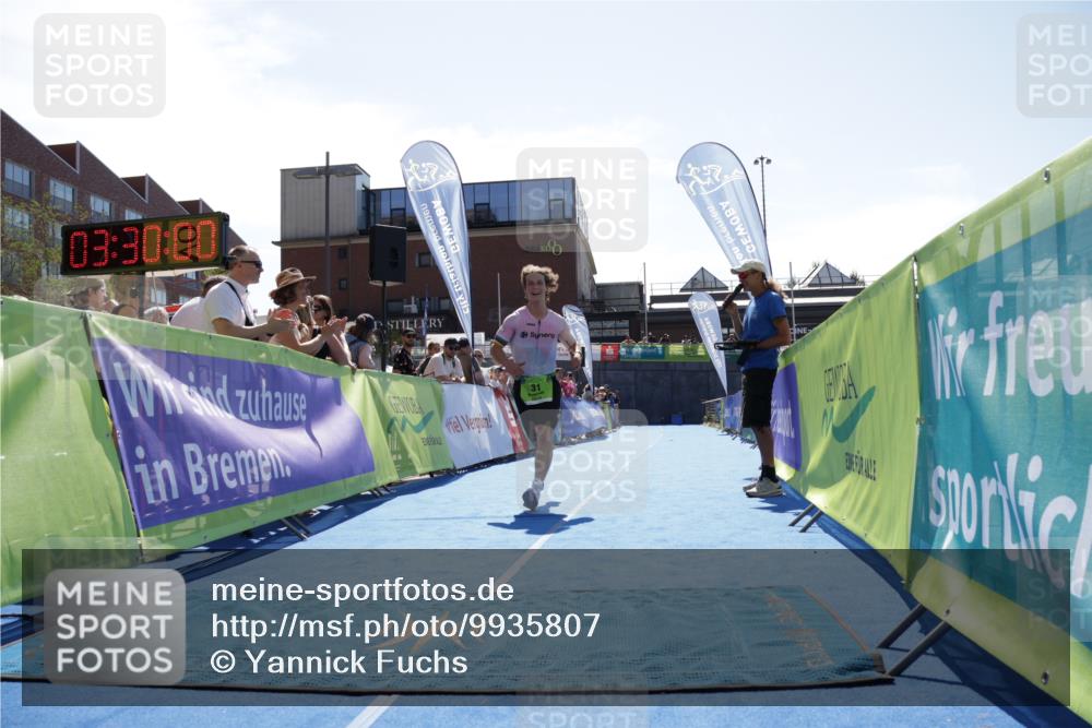 09.08.2026 - GEWOBA Citytriathlon Bremen Yannick Fuchs http://msf.ph/oto/9935807 09.08.2026 14:56:23 Ziel 31 meine-sportfotos.de