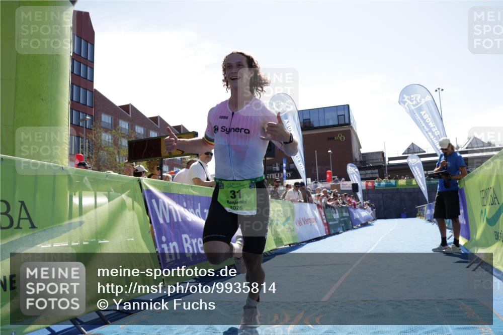 09.08.2026 - GEWOBA Citytriathlon Bremen Yannick Fuchs http://msf.ph/oto/9935814 09.08.2026 14:56:24 Ziel 31 meine-sportfotos.de