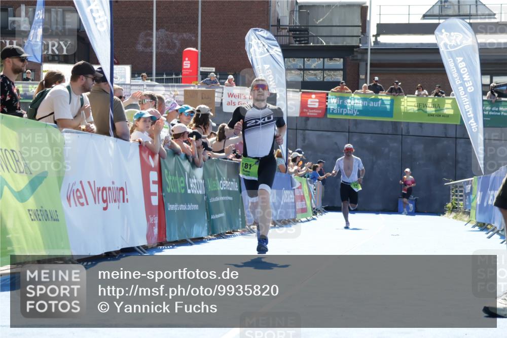 09.08.2026 - GEWOBA Citytriathlon Bremen Yannick Fuchs http://msf.ph/oto/9935820 09.08.2026 14:56:37 Ziel 141, 181 meine-sportfotos.de