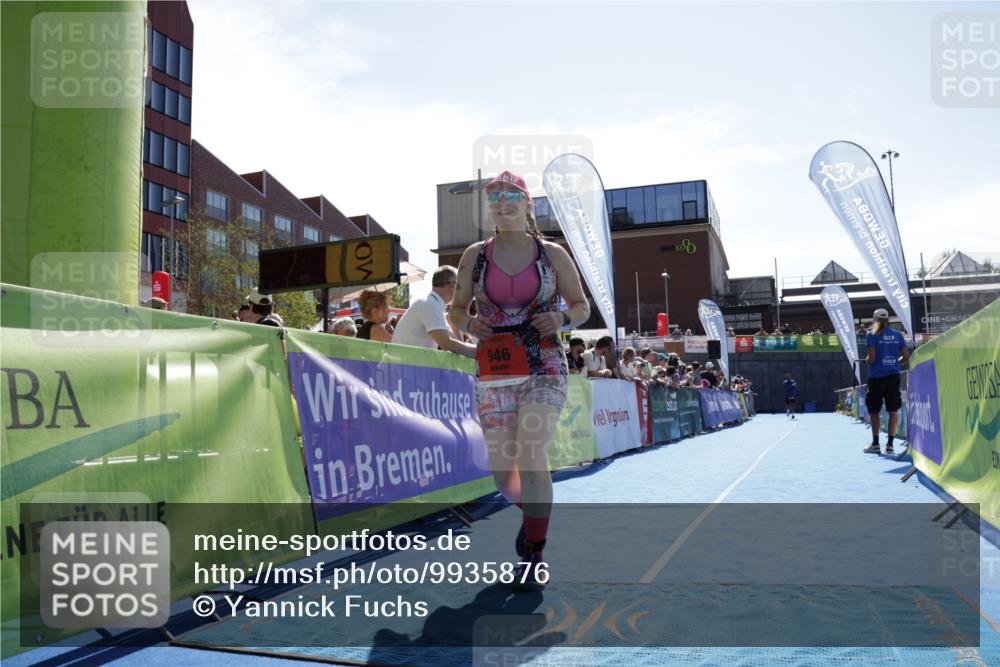 09.08.2026 - GEWOBA Citytriathlon Bremen Yannick Fuchs http://msf.ph/oto/9935876 09.08.2026 14:57:51 Ziel 946 meine-sportfotos.de