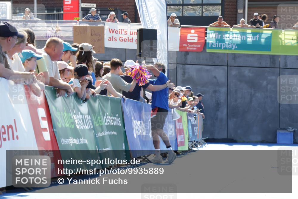 09.08.2026 - GEWOBA Citytriathlon Bremen Yannick Fuchs http://msf.ph/oto/9935889 09.08.2026 14:57:56 Ziel 946 meine-sportfotos.de