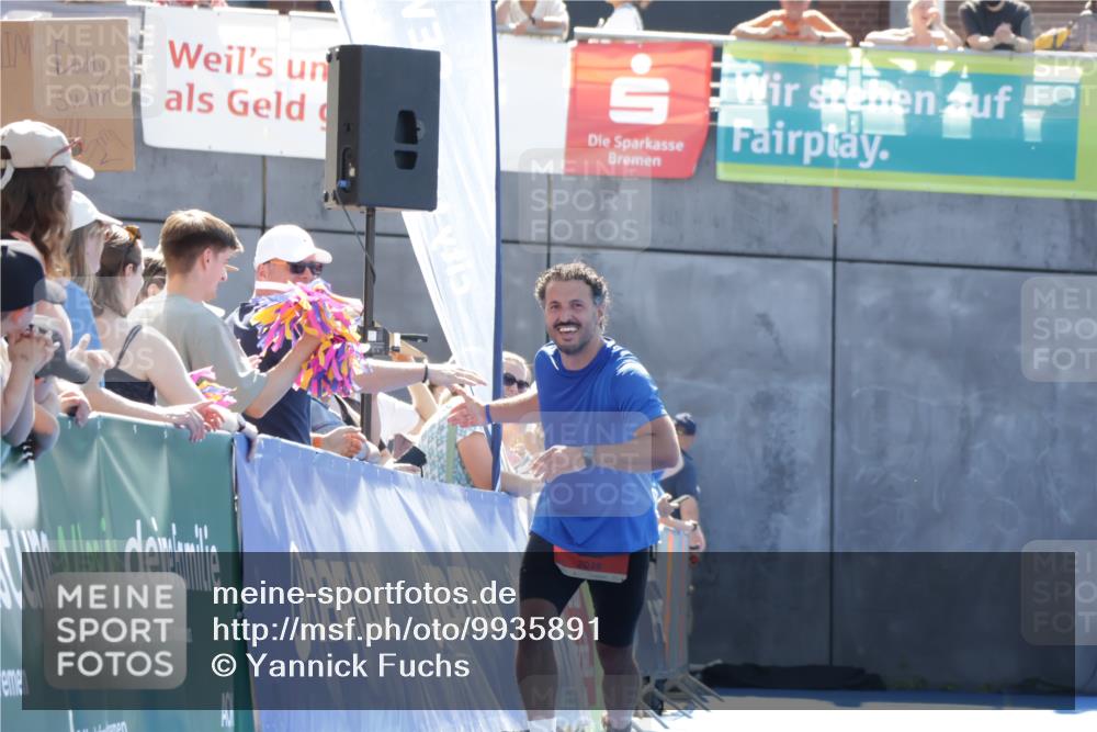09.08.2026 - GEWOBA Citytriathlon Bremen Yannick Fuchs http://msf.ph/oto/9935891 09.08.2026 14:57:58 Ziel  meine-sportfotos.de