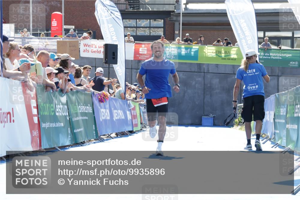 09.08.2026 - GEWOBA Citytriathlon Bremen Yannick Fuchs http://msf.ph/oto/9935896 09.08.2026 14:58:01 Ziel 681 meine-sportfotos.de