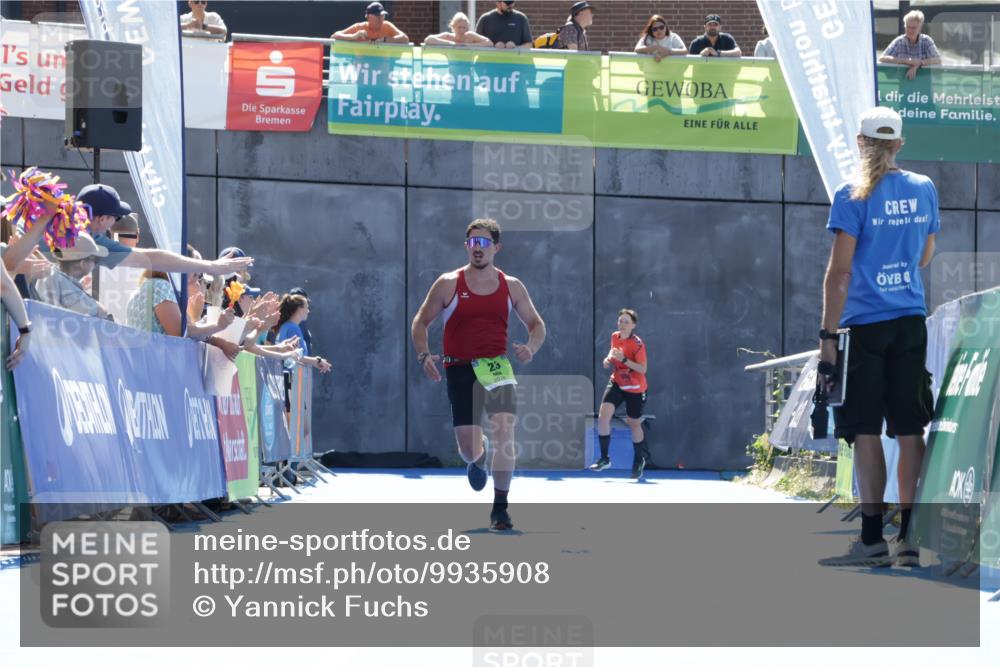 09.08.2026 - GEWOBA Citytriathlon Bremen Yannick Fuchs http://msf.ph/oto/9935908 09.08.2026 14:58:34 Ziel 23 meine-sportfotos.de