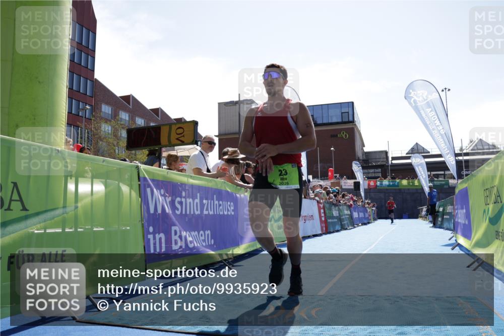 09.08.2026 - GEWOBA Citytriathlon Bremen Yannick Fuchs http://msf.ph/oto/9935923 09.08.2026 14:58:39 Ziel 23 meine-sportfotos.de