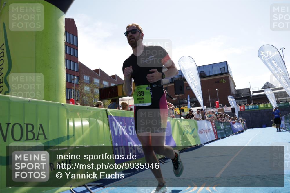 09.08.2026 - GEWOBA Citytriathlon Bremen Yannick Fuchs http://msf.ph/oto/9935946 09.08.2026 14:58:48 Ziel 188, 905 meine-sportfotos.de