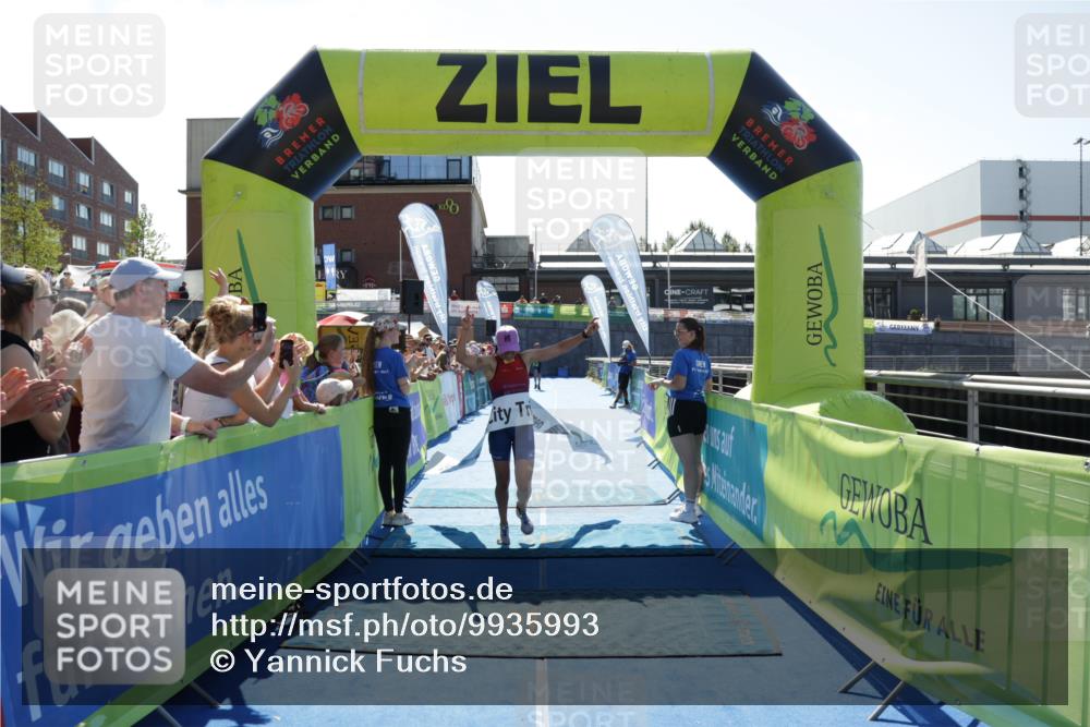 09.08.2026 - GEWOBA Citytriathlon Bremen Yannick Fuchs http://msf.ph/oto/9935993 09.08.2026 14:59:43 Ziel 331 meine-sportfotos.de
