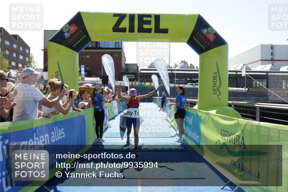 09.08.2026 - GEWOBA Citytriathlon Bremen Yannick Fuchs http://msf.ph/oto/9935994 09.08.2026 14:59:43 Ziel 331 meine-sportfotos.de