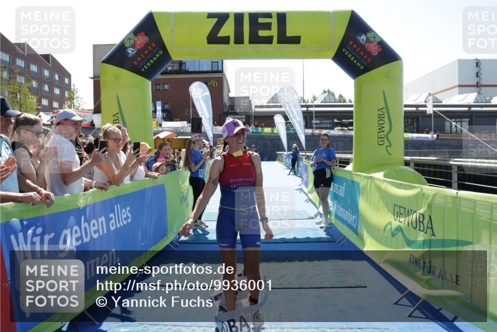 09.08.2026 - GEWOBA Citytriathlon Bremen Yannick Fuchs http://msf.ph/oto/9936001 09.08.2026 14:59:45 Ziel 160, 331 meine-sportfotos.de