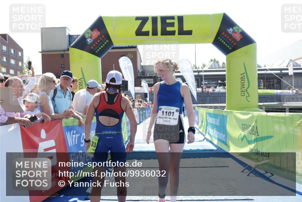 09.08.2026 - GEWOBA Citytriathlon Bremen Yannick Fuchs http://msf.ph/oto/9936032 09.08.2026 15:00:24 Ziel 1101 meine-sportfotos.de