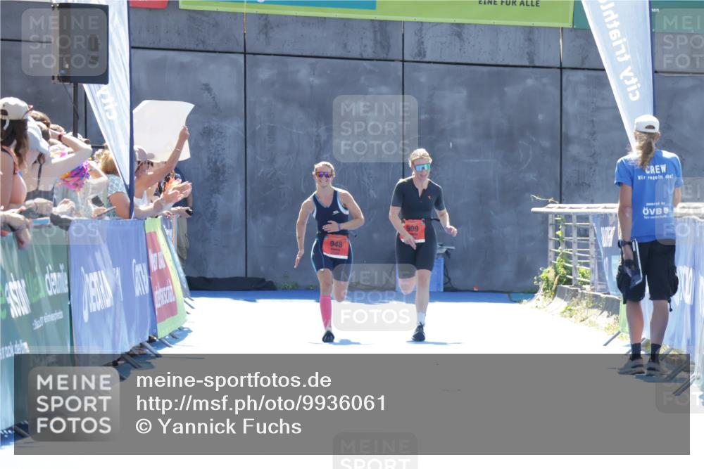 09.08.2026 - GEWOBA Citytriathlon Bremen Yannick Fuchs http://msf.ph/oto/9936061 09.08.2026 15:01:05 Ziel 16 meine-sportfotos.de