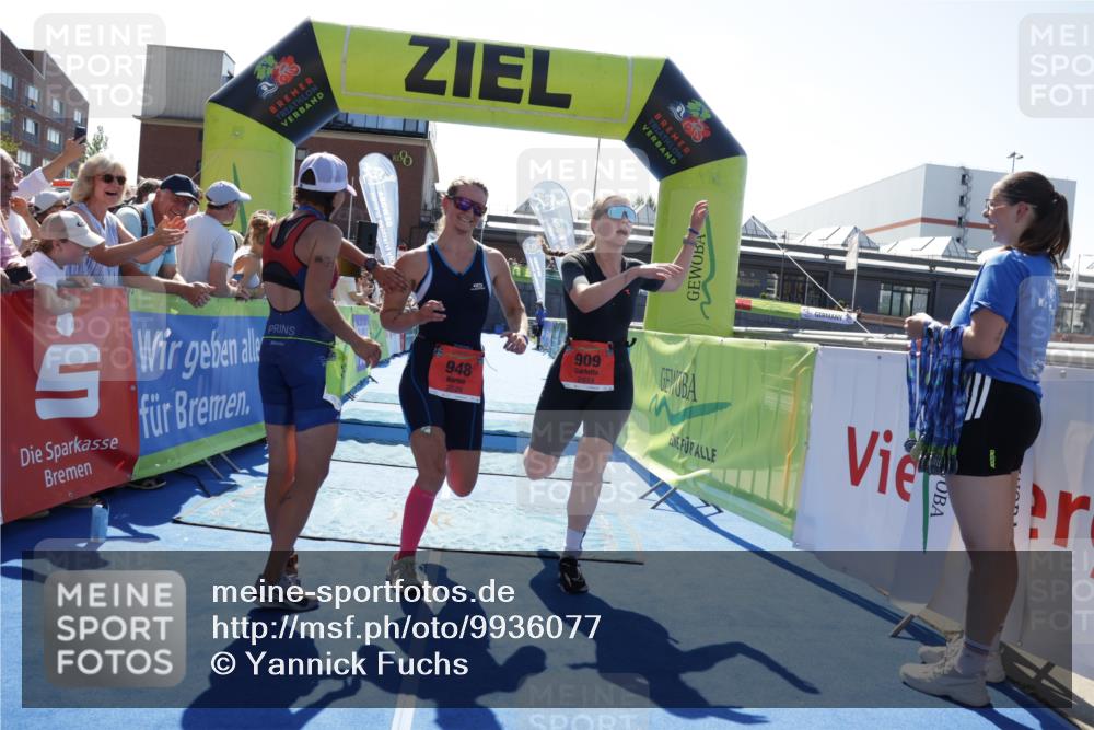 09.08.2026 - GEWOBA Citytriathlon Bremen Yannick Fuchs http://msf.ph/oto/9936077 09.08.2026 15:01:12 Ziel 120, 909, 948 meine-sportfotos.de