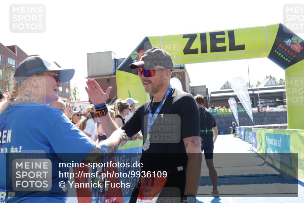 09.08.2026 - GEWOBA Citytriathlon Bremen Yannick Fuchs http://msf.ph/oto/9936109 09.08.2026 15:01:58 Ziel 185 meine-sportfotos.de