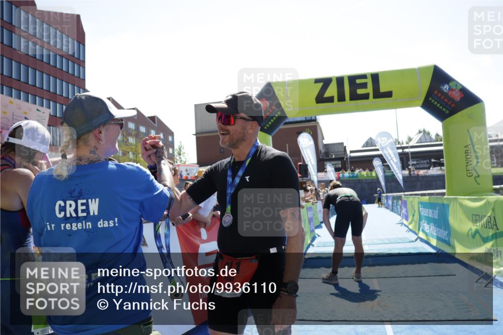 09.08.2026 - GEWOBA Citytriathlon Bremen Yannick Fuchs http://msf.ph/oto/9936110 09.08.2026 15:01:59 Ziel 185 meine-sportfotos.de