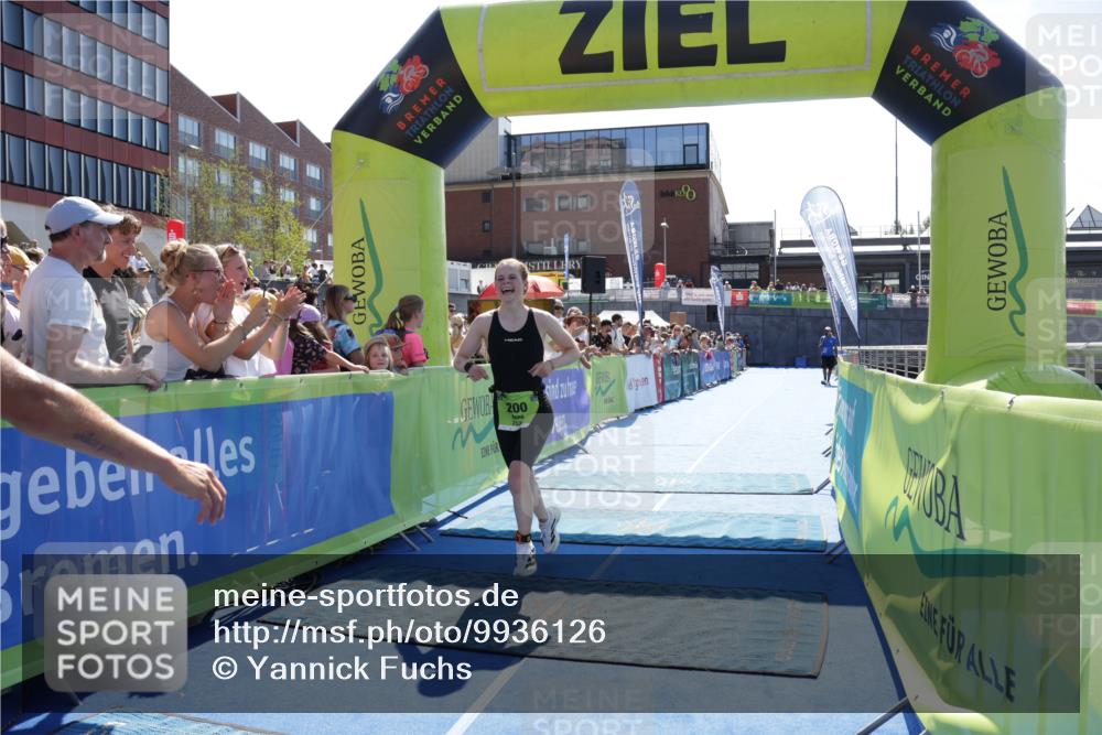 09.08.2026 - GEWOBA Citytriathlon Bremen Yannick Fuchs http://msf.ph/oto/9936126 09.08.2026 15:02:13 Ziel 200, 999 meine-sportfotos.de