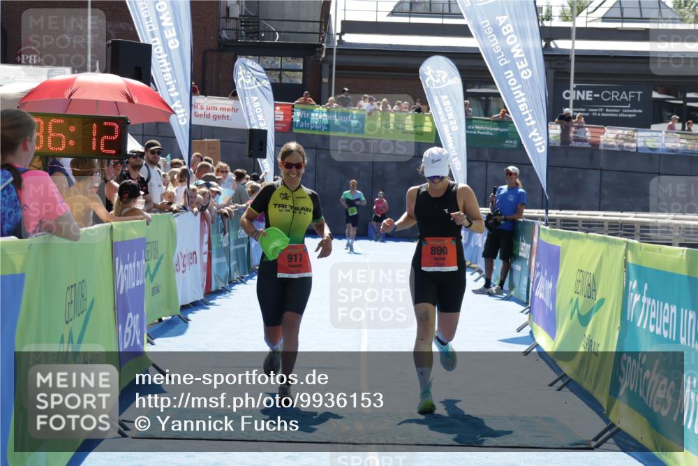09.08.2026 - GEWOBA Citytriathlon Bremen Yannick Fuchs http://msf.ph/oto/9936153 09.08.2026 15:02:35 Ziel 890, 917 meine-sportfotos.de