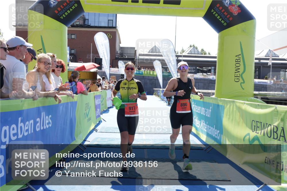09.08.2026 - GEWOBA Citytriathlon Bremen Yannick Fuchs http://msf.ph/oto/9936156 09.08.2026 15:02:36 Ziel 890, 917 meine-sportfotos.de
