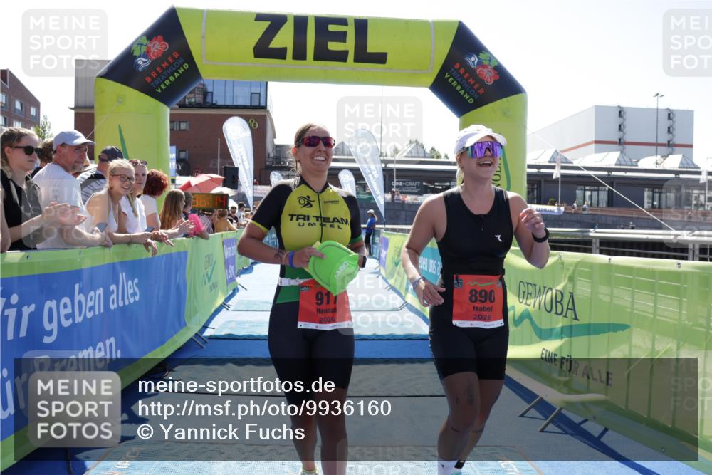 09.08.2026 - GEWOBA Citytriathlon Bremen Yannick Fuchs http://msf.ph/oto/9936160 09.08.2026 15:02:37 Ziel 32, 890, 917 meine-sportfotos.de