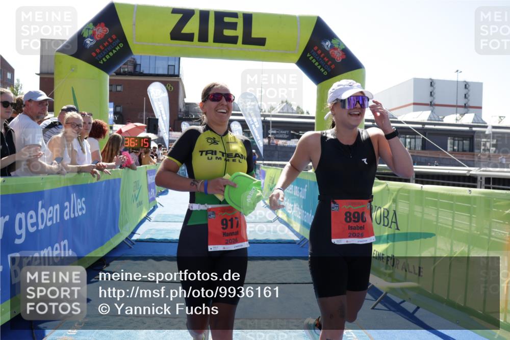 09.08.2026 - GEWOBA Citytriathlon Bremen Yannick Fuchs http://msf.ph/oto/9936161 09.08.2026 15:02:38 Ziel 32, 890, 917 meine-sportfotos.de