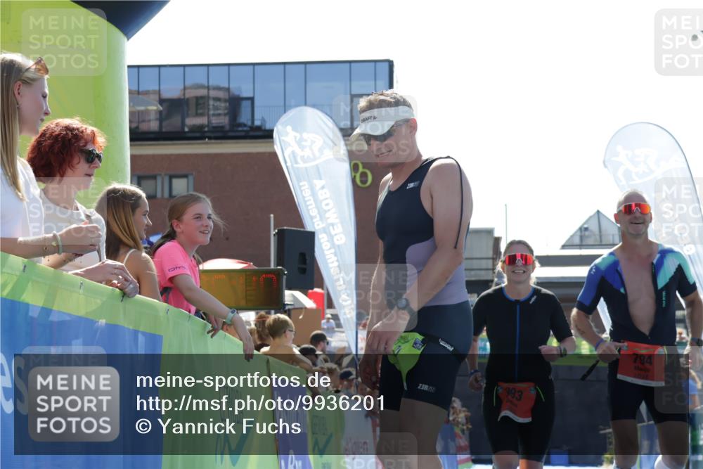 09.08.2026 - GEWOBA Citytriathlon Bremen Yannick Fuchs http://msf.ph/oto/9936201 09.08.2026 15:03:03 Ziel 401, 794, 993 meine-sportfotos.de