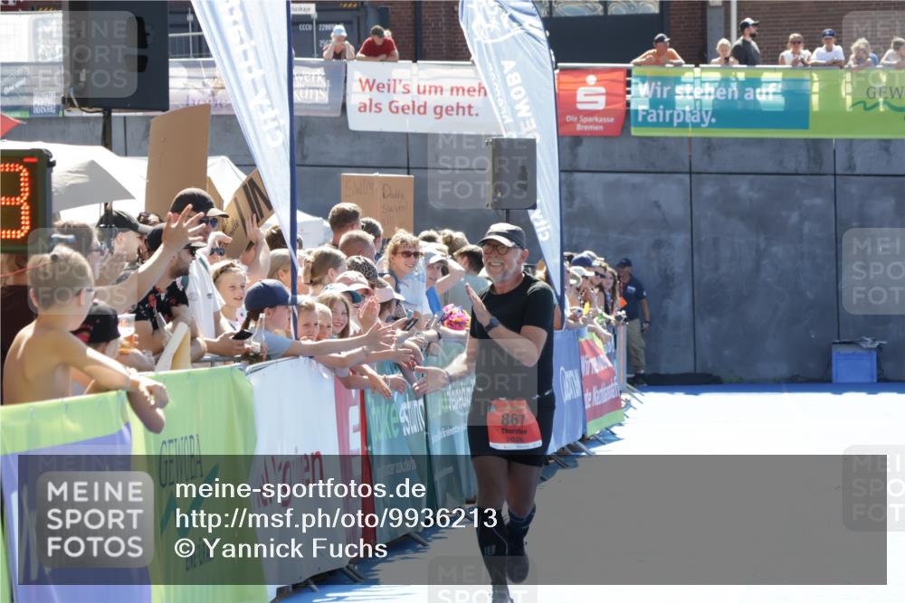 09.08.2026 - GEWOBA Citytriathlon Bremen Yannick Fuchs http://msf.ph/oto/9936213 09.08.2026 15:03:11 Ziel 867 meine-sportfotos.de