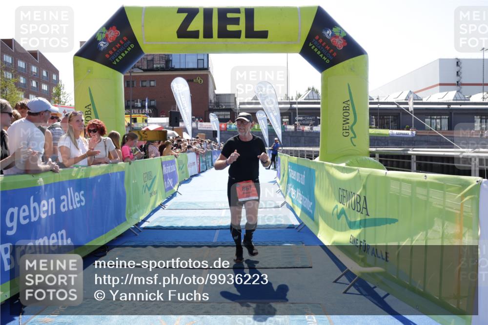 09.08.2026 - GEWOBA Citytriathlon Bremen Yannick Fuchs http://msf.ph/oto/9936223 09.08.2026 15:03:15 Ziel 867 meine-sportfotos.de