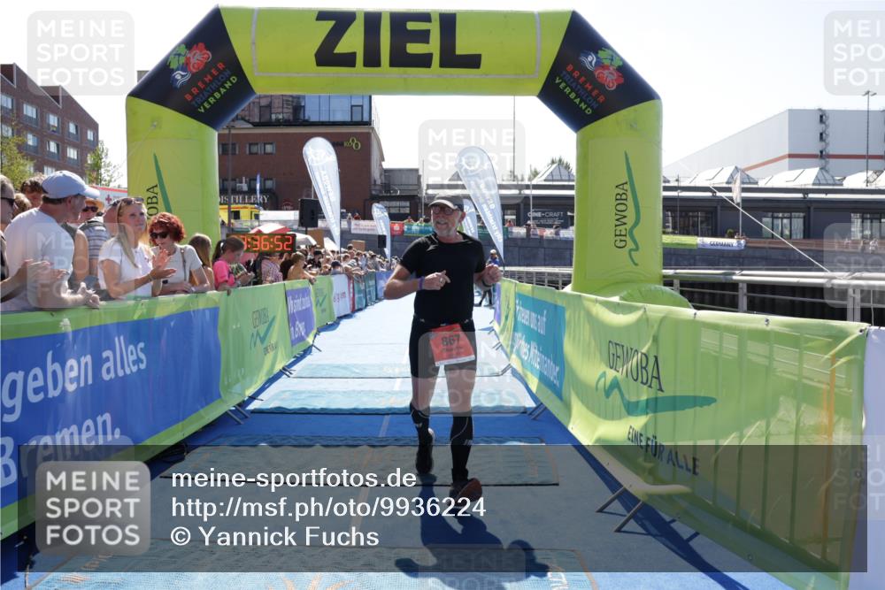 09.08.2026 - GEWOBA Citytriathlon Bremen Yannick Fuchs http://msf.ph/oto/9936224 09.08.2026 15:03:15 Ziel 867 meine-sportfotos.de
