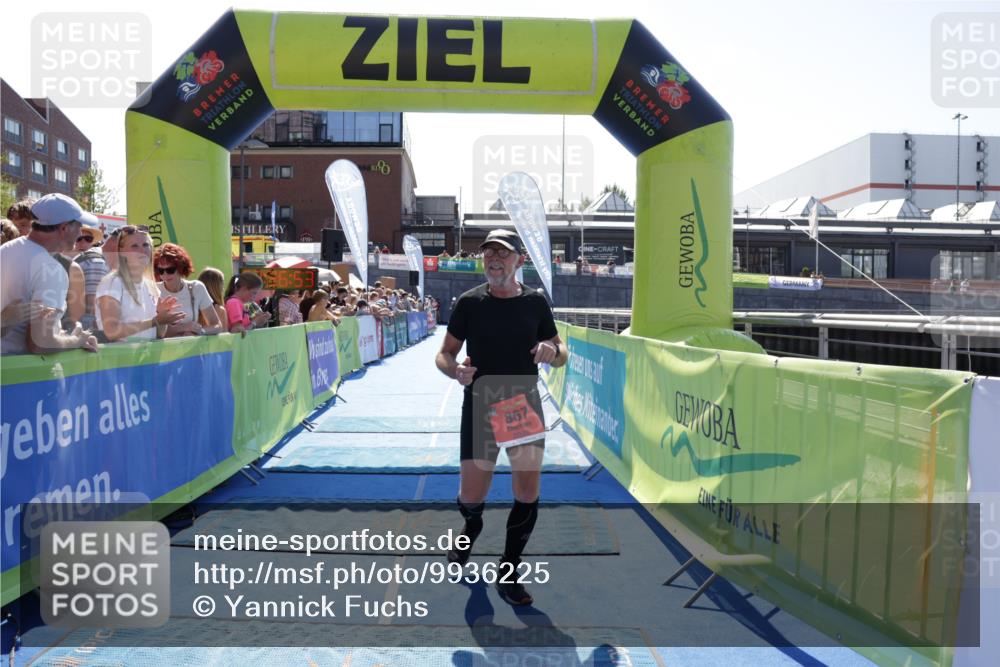 09.08.2026 - GEWOBA Citytriathlon Bremen Yannick Fuchs http://msf.ph/oto/9936225 09.08.2026 15:03:16 Ziel 867 meine-sportfotos.de