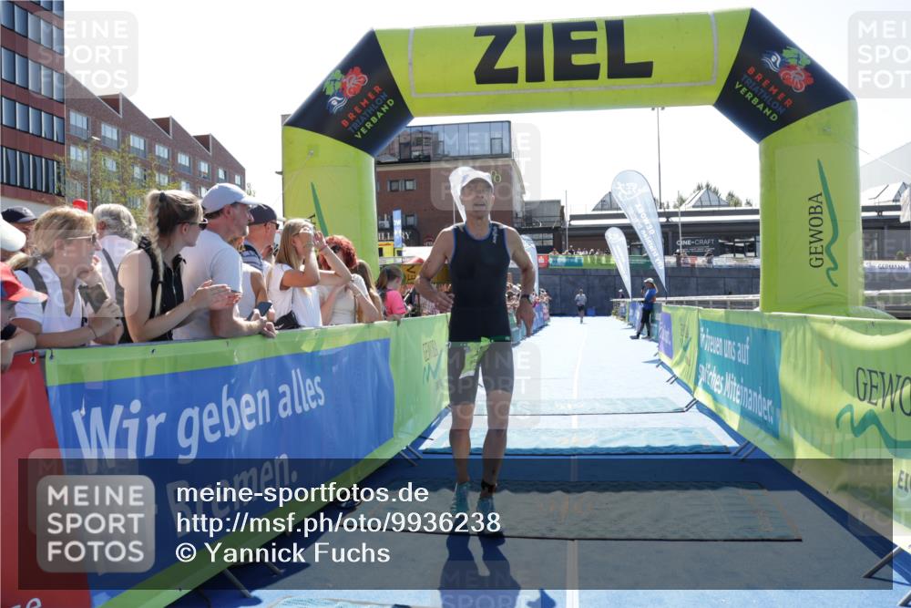 09.08.2026 - GEWOBA Citytriathlon Bremen Yannick Fuchs http://msf.ph/oto/9936238 09.08.2026 15:03:25 Ziel 433 meine-sportfotos.de