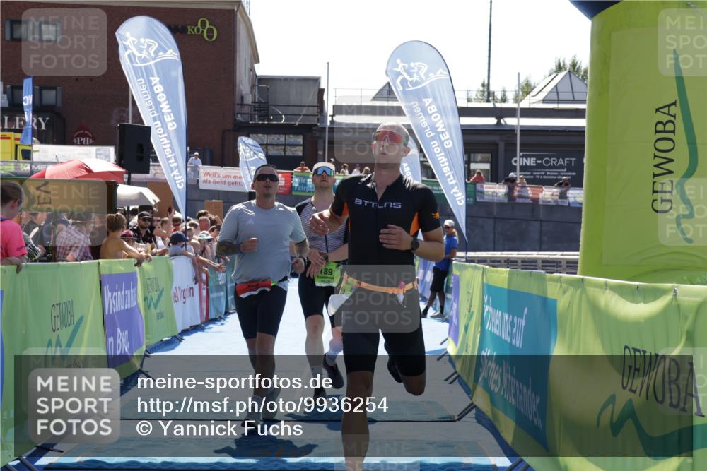 09.08.2026 - GEWOBA Citytriathlon Bremen Yannick Fuchs http://msf.ph/oto/9936254 09.08.2026 15:03:37 Ziel 112, 189, 724 meine-sportfotos.de