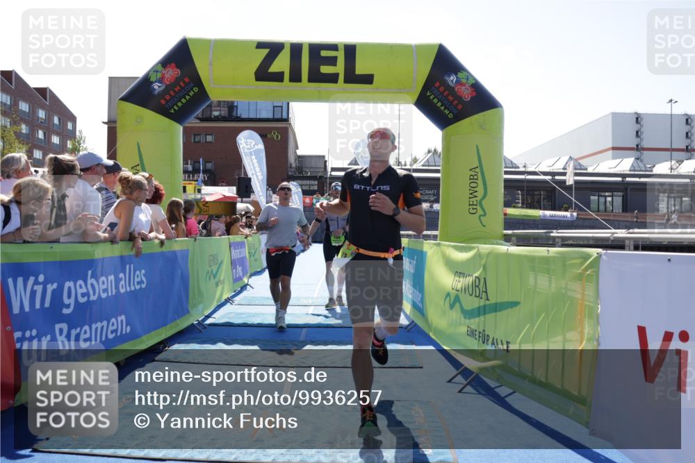 09.08.2026 - GEWOBA Citytriathlon Bremen Yannick Fuchs http://msf.ph/oto/9936257 09.08.2026 15:03:38 Ziel 112, 189, 724 meine-sportfotos.de