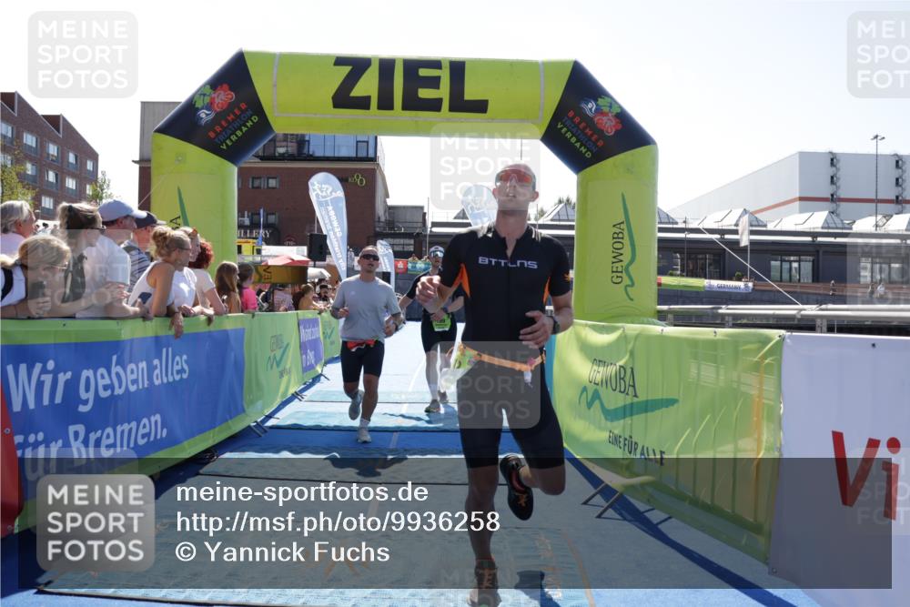 09.08.2026 - GEWOBA Citytriathlon Bremen Yannick Fuchs http://msf.ph/oto/9936258 09.08.2026 15:03:38 Ziel 112, 189, 724 meine-sportfotos.de