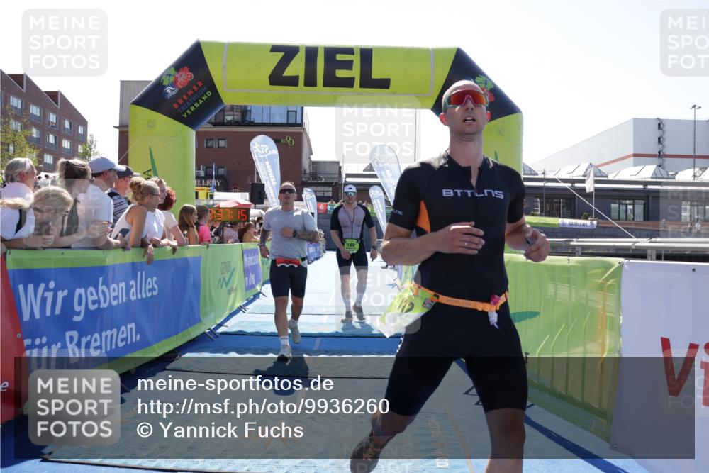 09.08.2026 - GEWOBA Citytriathlon Bremen Yannick Fuchs http://msf.ph/oto/9936260 09.08.2026 15:03:38 Ziel 112, 189, 724 meine-sportfotos.de