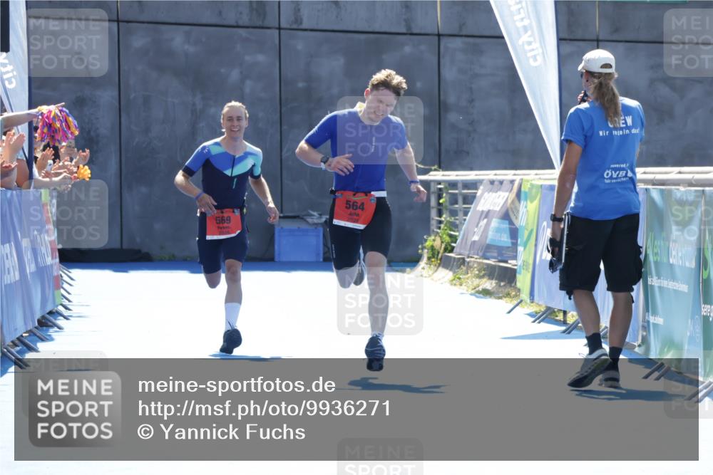 09.08.2026 - GEWOBA Citytriathlon Bremen Yannick Fuchs http://msf.ph/oto/9936271 09.08.2026 15:04:04 Ziel 564 meine-sportfotos.de