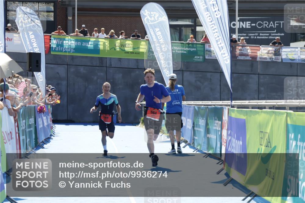 09.08.2026 - GEWOBA Citytriathlon Bremen Yannick Fuchs http://msf.ph/oto/9936274 09.08.2026 15:04:05 Ziel 564 meine-sportfotos.de