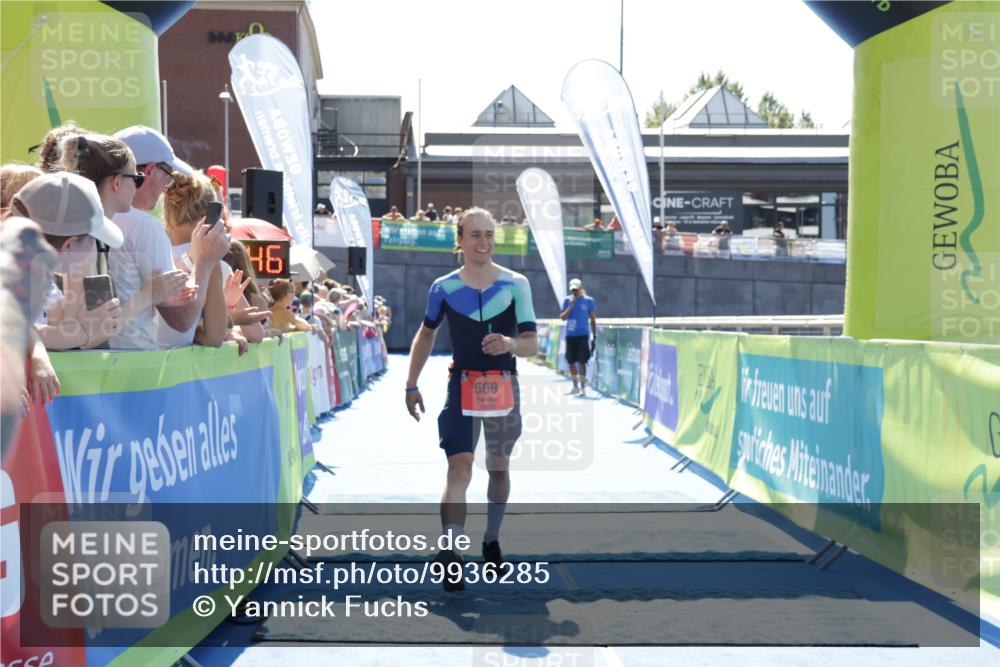 09.08.2026 - GEWOBA Citytriathlon Bremen Yannick Fuchs http://msf.ph/oto/9936285 09.08.2026 15:04:09 Ziel 564 meine-sportfotos.de