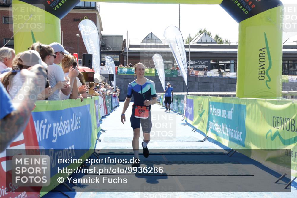 09.08.2026 - GEWOBA Citytriathlon Bremen Yannick Fuchs http://msf.ph/oto/9936286 09.08.2026 15:04:09 Ziel 564 meine-sportfotos.de