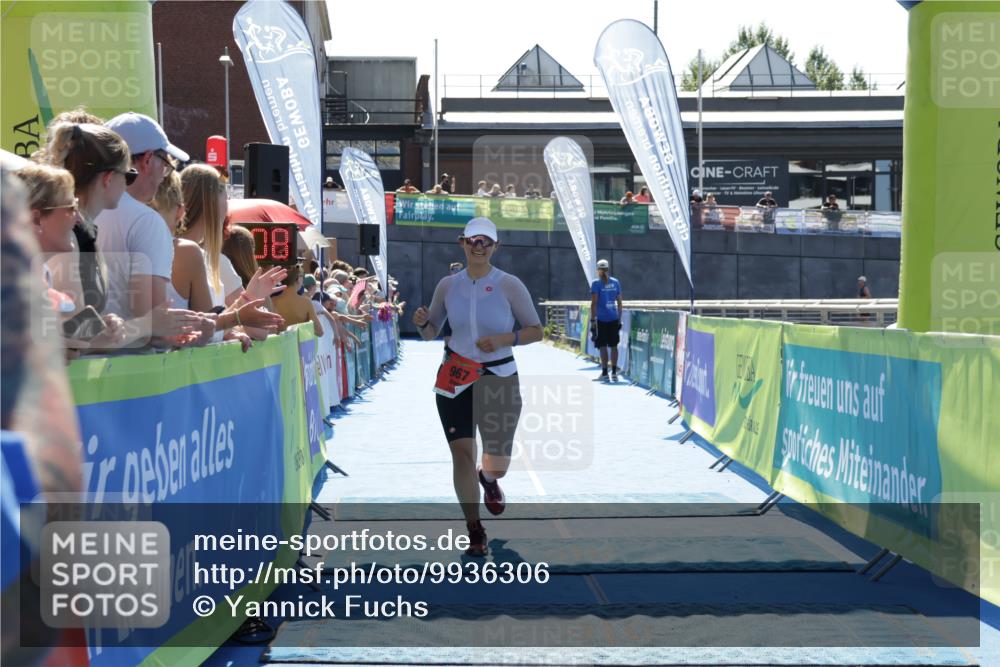 09.08.2026 - GEWOBA Citytriathlon Bremen Yannick Fuchs http://msf.ph/oto/9936306 09.08.2026 15:04:31 Ziel 150, 967 meine-sportfotos.de