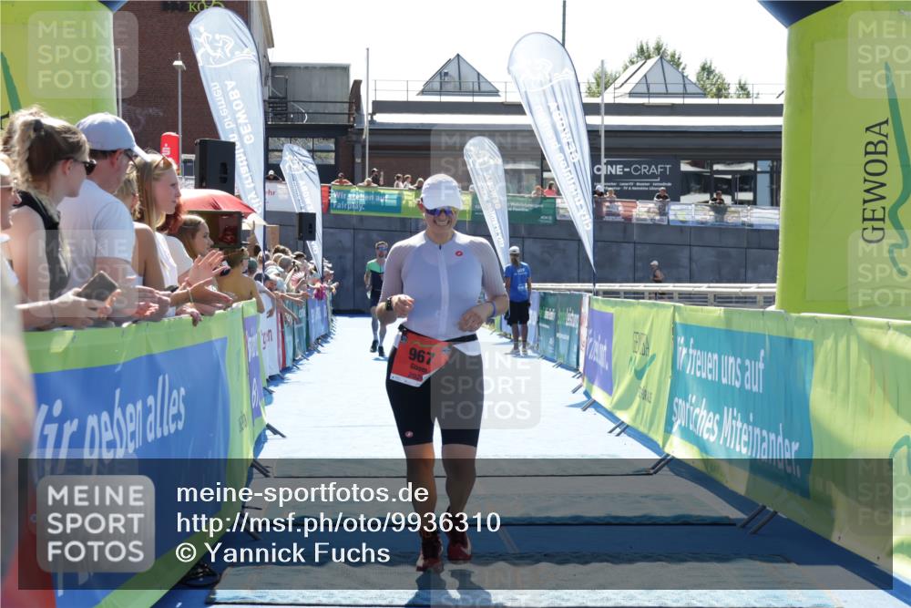 09.08.2026 - GEWOBA Citytriathlon Bremen Yannick Fuchs http://msf.ph/oto/9936310 09.08.2026 15:04:31 Ziel 150, 967 meine-sportfotos.de