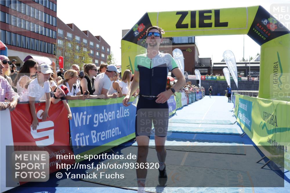 09.08.2026 - GEWOBA Citytriathlon Bremen Yannick Fuchs http://msf.ph/oto/9936320 09.08.2026 15:04:37 Ziel 150 meine-sportfotos.de