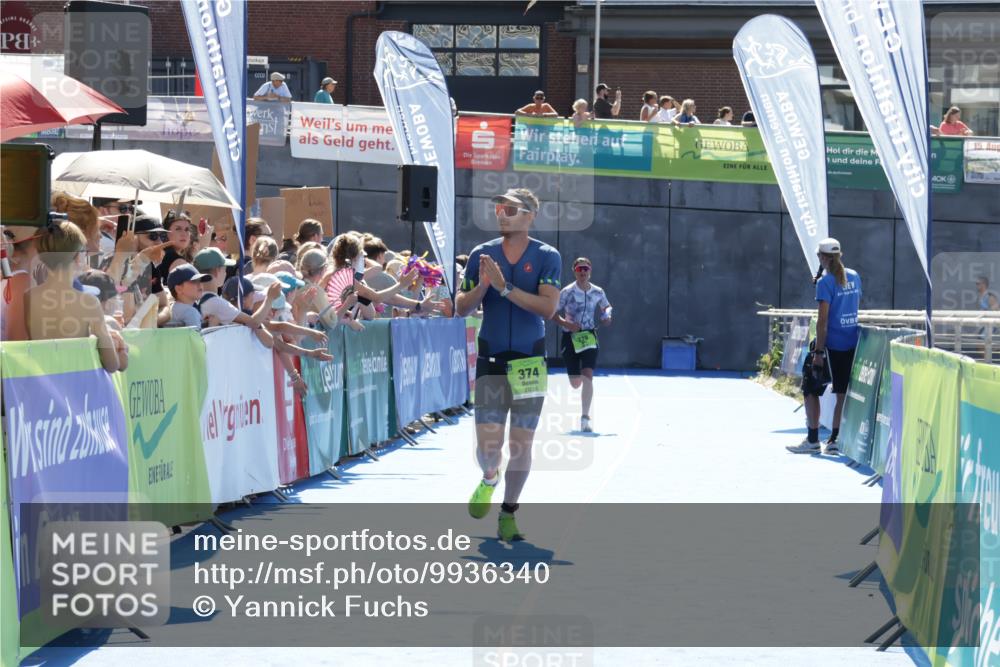 09.08.2026 - GEWOBA Citytriathlon Bremen Yannick Fuchs http://msf.ph/oto/9936340 09.08.2026 15:04:53 Ziel 279, 374 meine-sportfotos.de