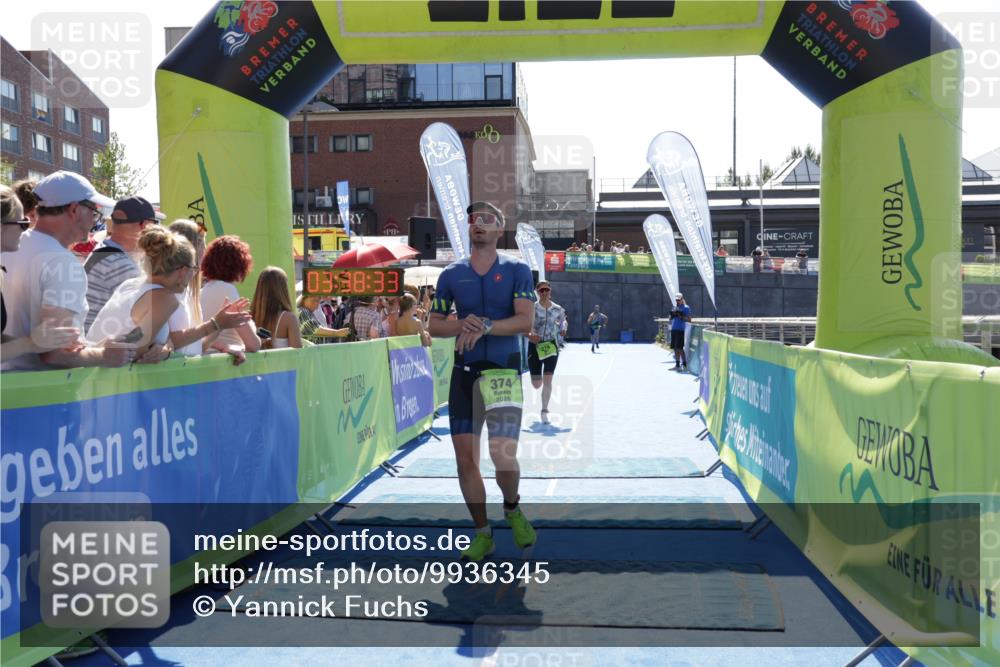 09.08.2026 - GEWOBA Citytriathlon Bremen Yannick Fuchs http://msf.ph/oto/9936345 09.08.2026 15:04:56 Ziel 35, 279, 374 meine-sportfotos.de