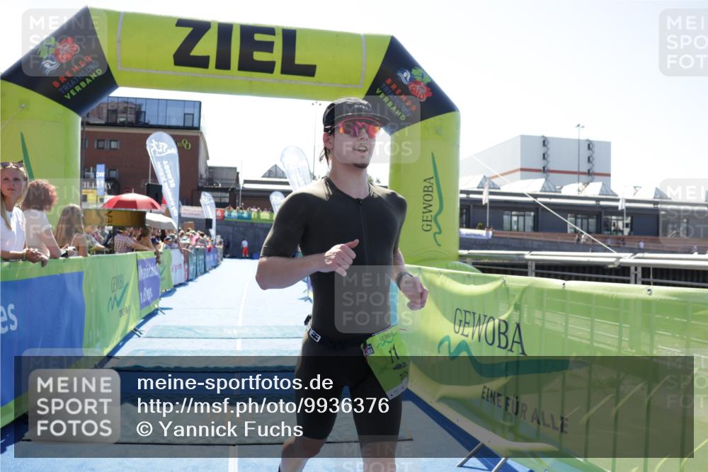 09.08.2026 - GEWOBA Citytriathlon Bremen Yannick Fuchs http://msf.ph/oto/9936376 09.08.2026 15:05:13 Ziel 11 meine-sportfotos.de