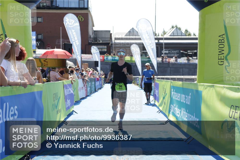 09.08.2026 - GEWOBA Citytriathlon Bremen Yannick Fuchs http://msf.ph/oto/9936387 09.08.2026 15:05:32 Ziel 36 meine-sportfotos.de