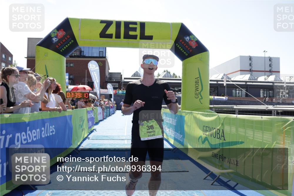 09.08.2026 - GEWOBA Citytriathlon Bremen Yannick Fuchs http://msf.ph/oto/9936394 09.08.2026 15:05:33 Ziel 36 meine-sportfotos.de