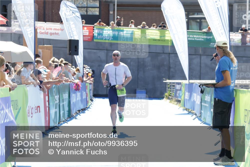 09.08.2026 - GEWOBA Citytriathlon Bremen Yannick Fuchs http://msf.ph/oto/9936395 09.08.2026 15:05:36 Ziel 36, 186 meine-sportfotos.de